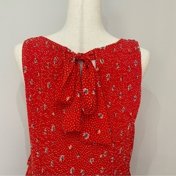ZARA Red Floral Daisy Printed Pleated Sleeveless Blouse V-Neck Top Size Small - Picture 8 of 14